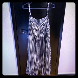 Black/White sun dress w/ pockets